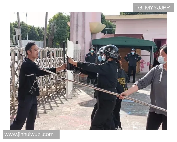 广州篮球队在联合会杯中的团队协作表现分析与点评 广州篮球队在联合会杯中的团队协作表现分析与点评