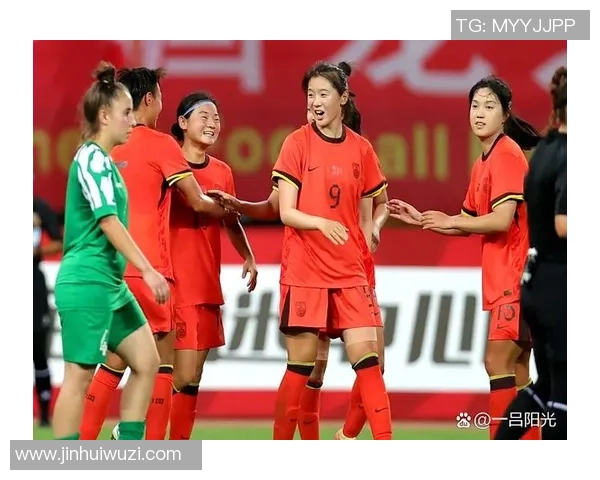 中国女足明星球员的崛起与成就背后的故事与影响