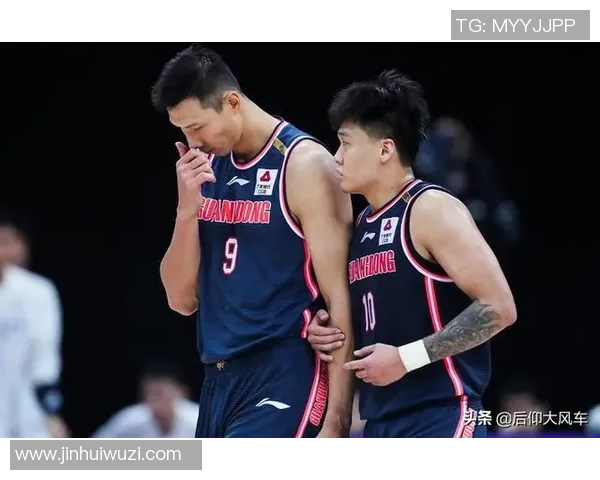 武汉篮球队快攻战术解析与实战应用探讨